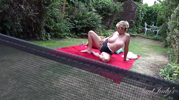 AuntJudys - Busty Mature MILF Ms. Molly gets horny in the Sun